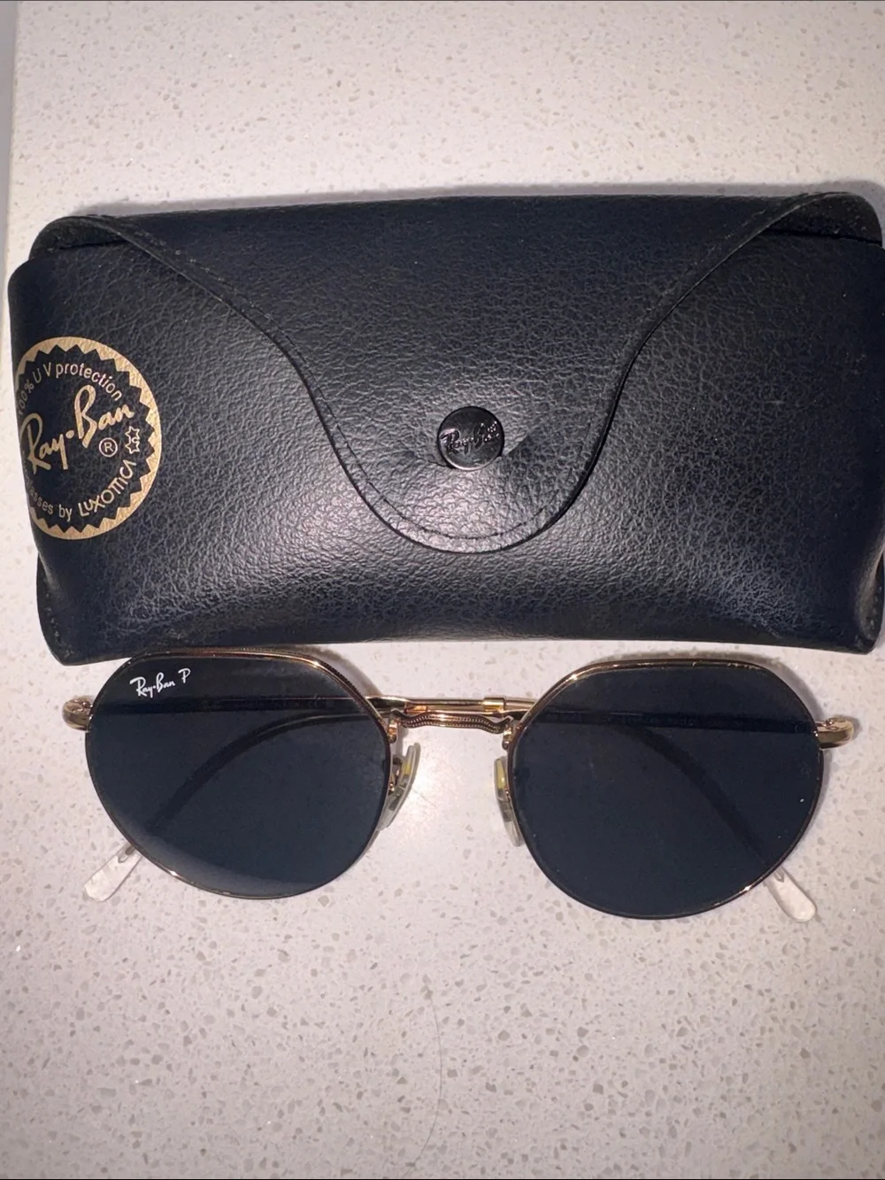 Ray-Ban Round Sunglasses — Black Lenses, Gold Frame